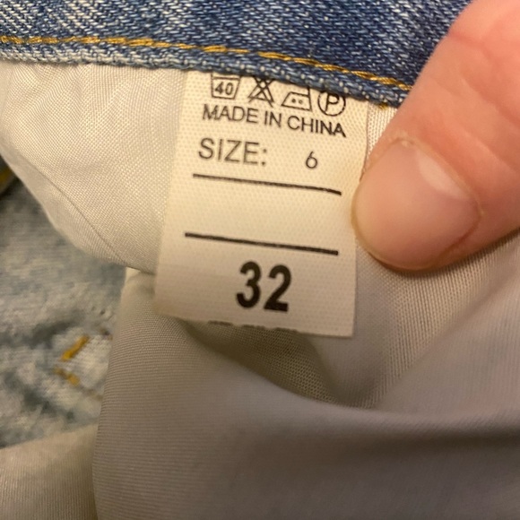 Black Icon Floral Patterned Blue Jeans - Picture 4 of 4